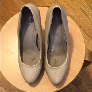 Aldo nude platform pumps